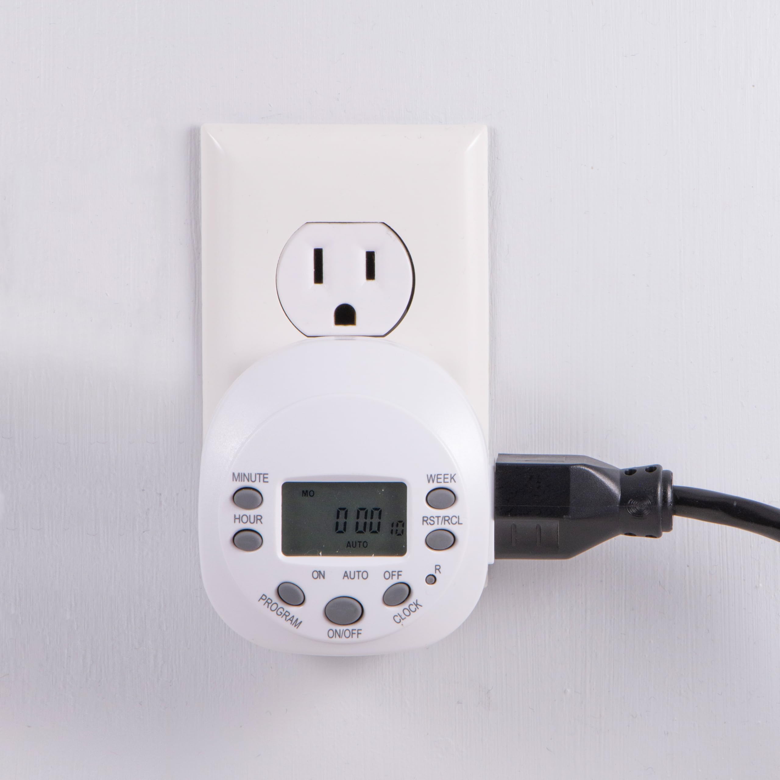 GE 7-Day Programmable Indoor Digital Timer, 1 Grounded Outlet, Weekly / 7 Day Cycle Plug for Electrical Outlets, 125 VAC Light, Plug, Lamp, White, 1 Pack, 15150 - Image 7