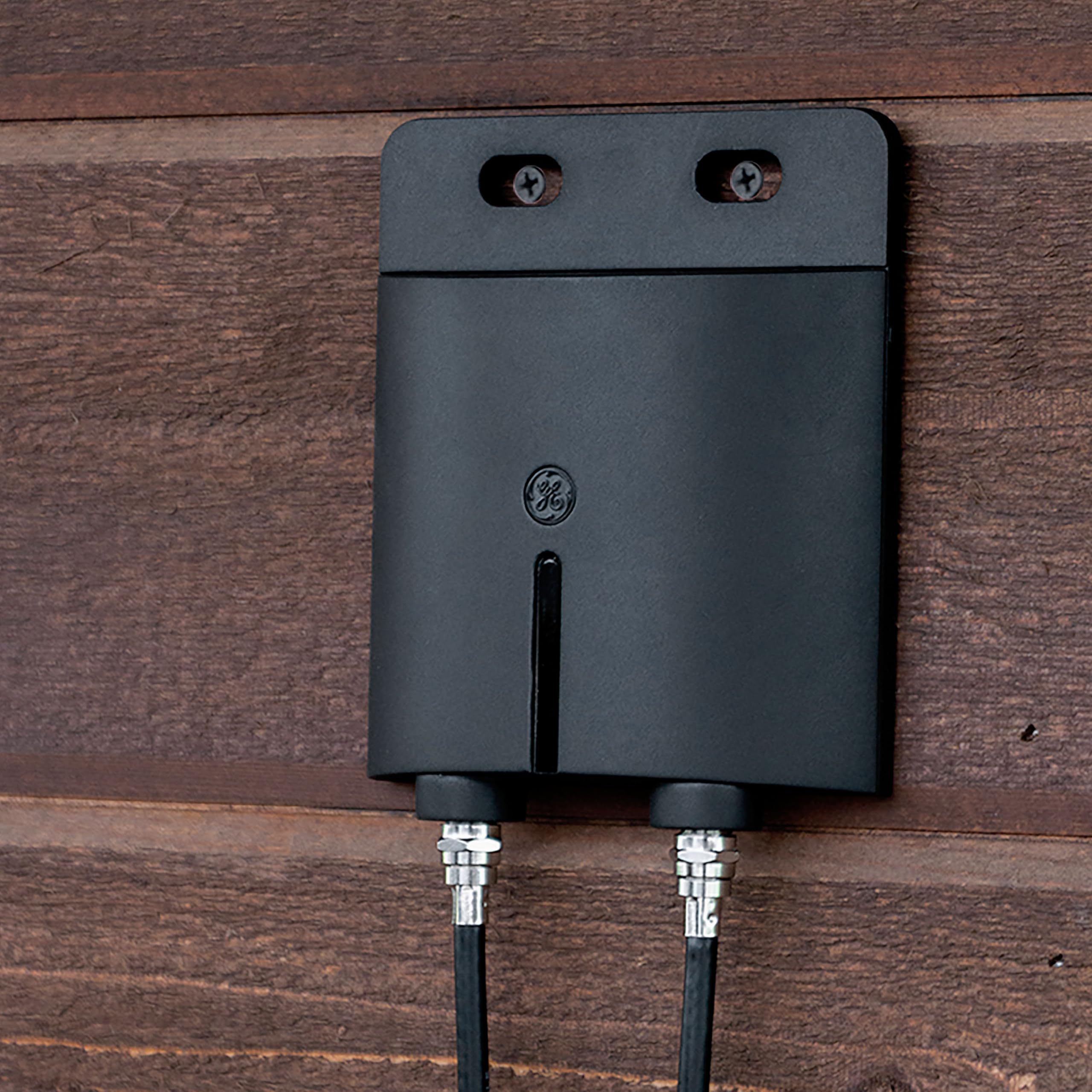 GE Pro Outdoor Antenna Amplifier, Low Noise Antenna Signal Booster, Clears Up Pixelated Low-Strength Channels, Supports HD Smart TV VHF UHF – 42179 - Image 7